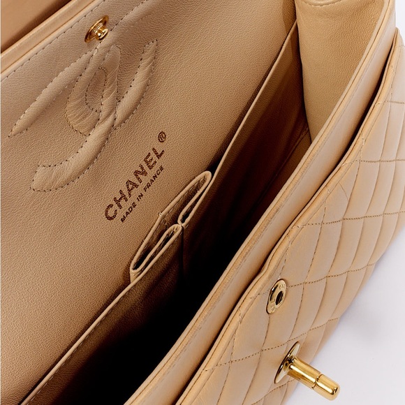 CHANEL  Lamb Quilted Medium Double Flap - Picture 6 of 9